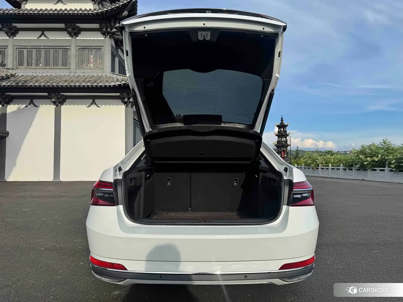 Skoda Superb id 4685876 из Китая 22