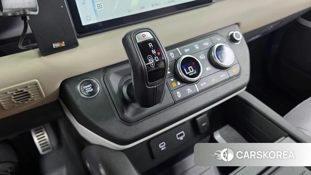 Land Rover Defender (L663) id 4779899 из Кореи 31