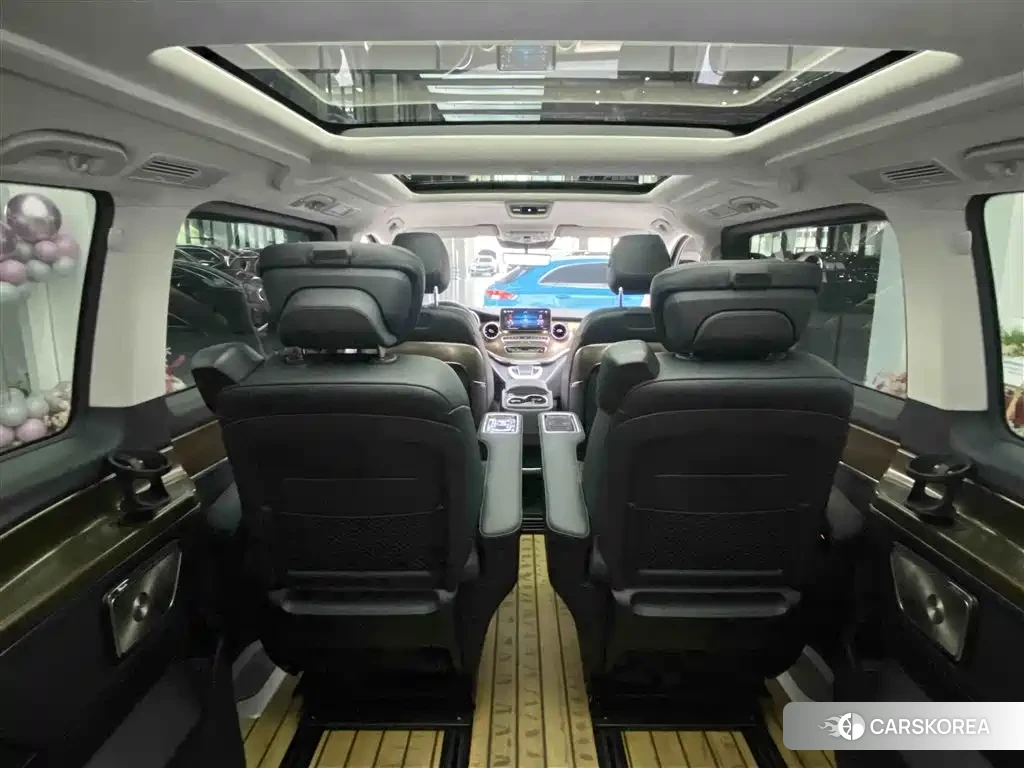 Mercedes-Benz V-Class id 4606866 из Китая 35