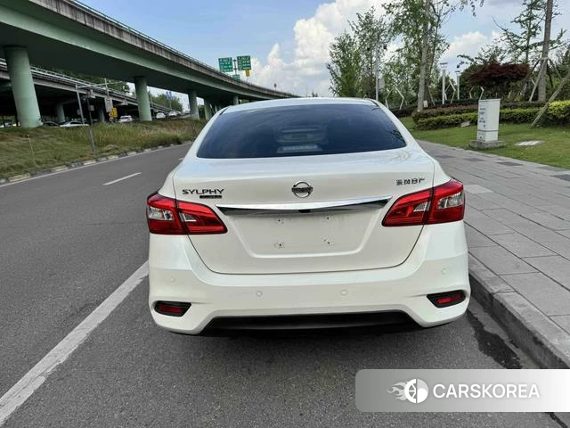 Nissan Xuan Yi id 4255741 из Китая 10