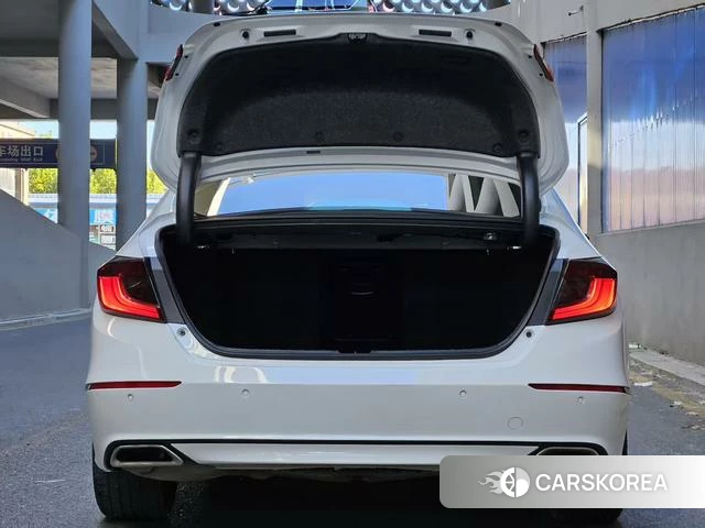 Honda Accord id 4259288 из Китая 11
