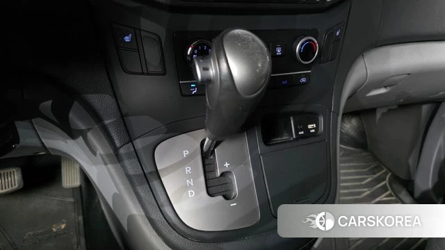 Hyundai The New Grand Starex id 3955510 из Кореи 19