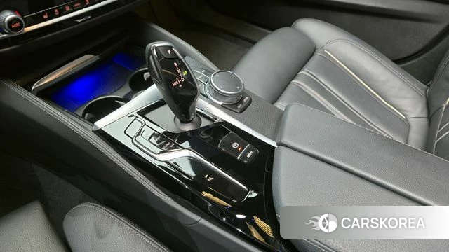 BMW 5 Series (G30) id 4409046 из Кореи 32