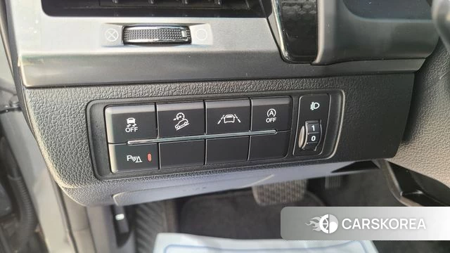 Ssangyong The New Rexton Sports Cannes id 3923046 из Кореи 19