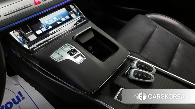 Hyundai The New Grandeur IG id 3843335 из Кореи 19