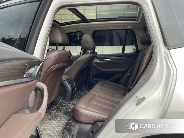 BMW X3 id 4190441 из Китая 17