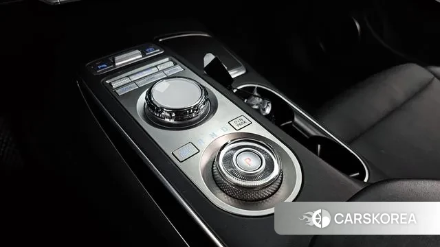 Genesis GV70 id 3535145 из Кореи 19