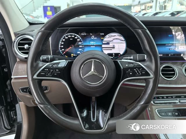 Mercedes-Benz E-class id 4300764 из Китая 15