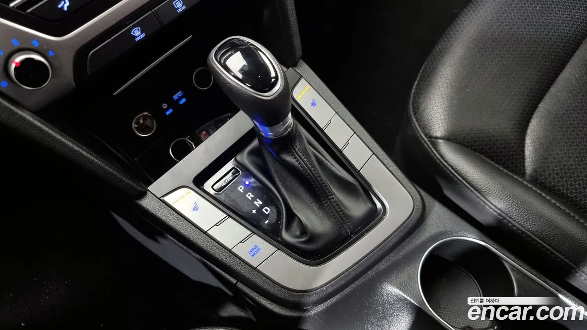 Hyundai Avante AD id 2065683 из Кореи 19