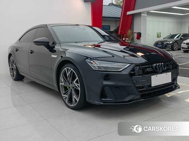 Audi A7L id 4265996 из Китая 18