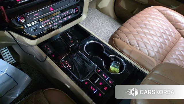 Kia The New Carnival id 4350981 из Кореи 30