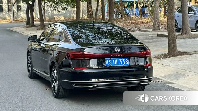 Volkswagen Passat id 4239970 из Китая 9
