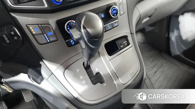 Hyundai The New Grand Starex id 4594914 из Кореи 31