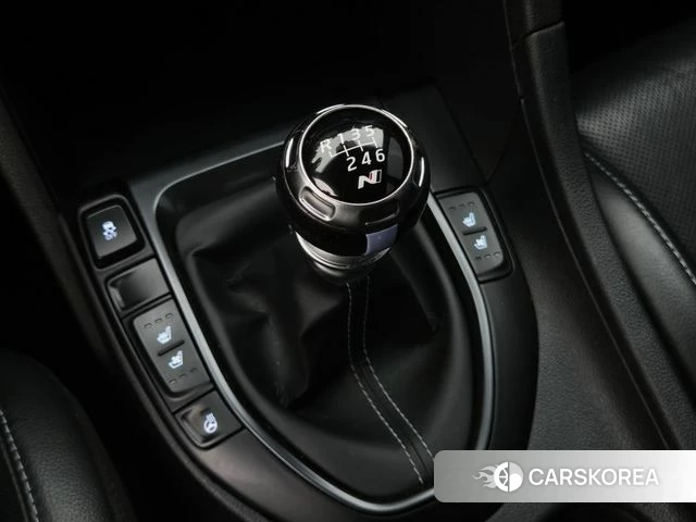 Hyundai Veloster (JS) id 4245825 из Кореи 19