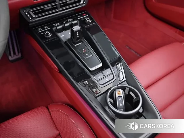 Porsche 911(992) id 2988682 из Кореи 19