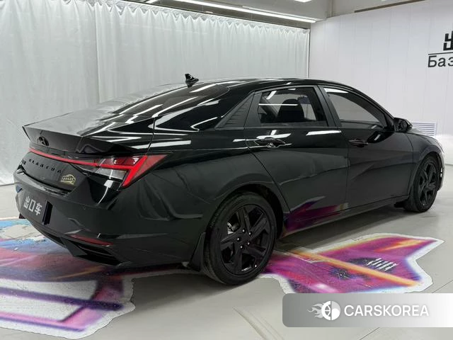 Hyundai Elantra id 4258099 из Китая 9