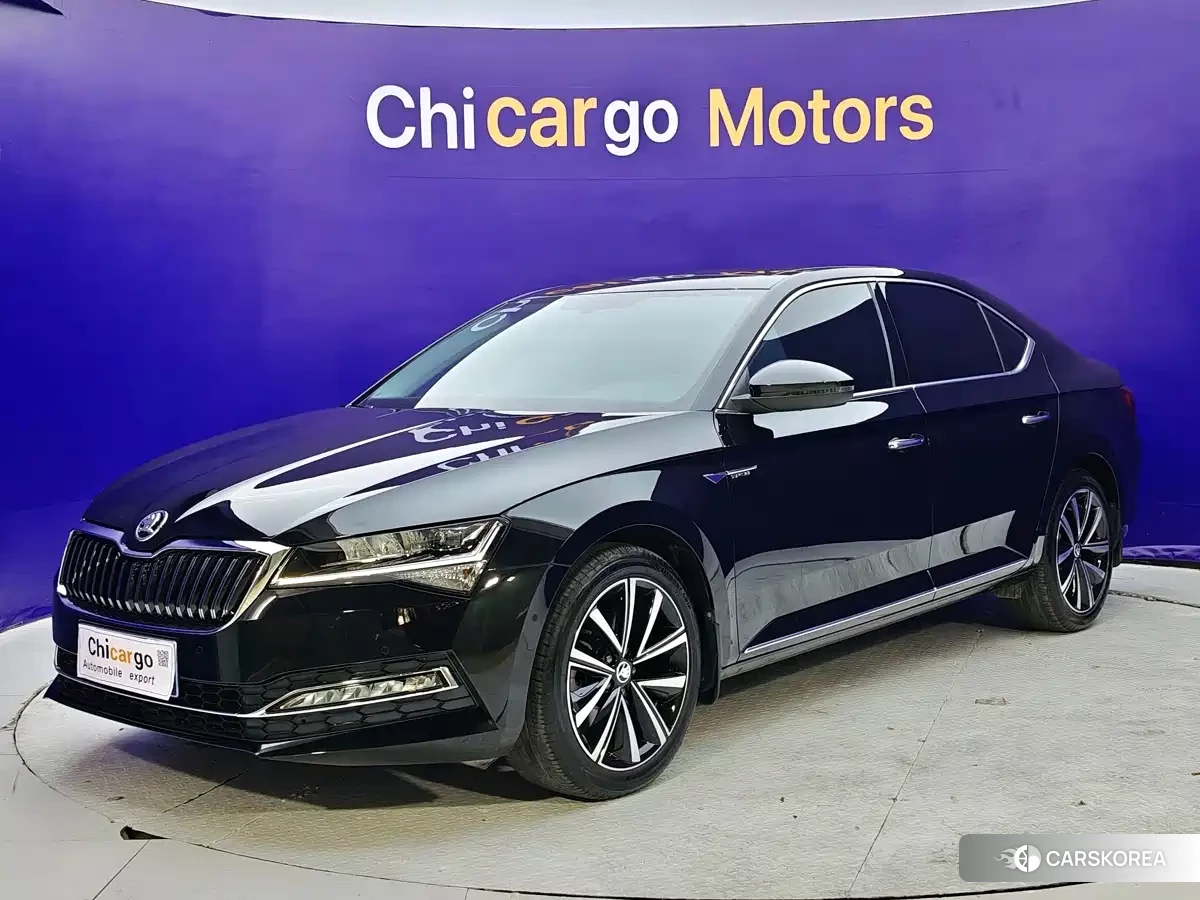 Skoda Superb id 4679563 из Китая 14