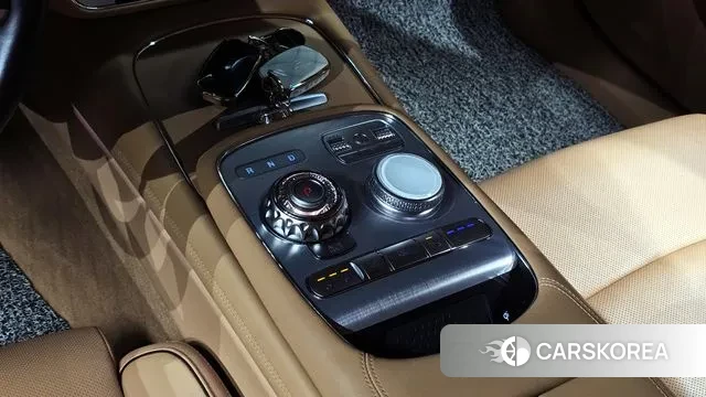 Genesis G90 (RS4) id 3442848 из Кореи 19