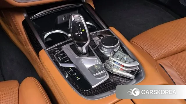 BMW 7 Series (G11) id 3325303 из Кореи 19