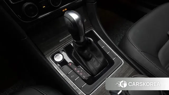 Volkswagen The New Passat id 3761151 из Кореи 19