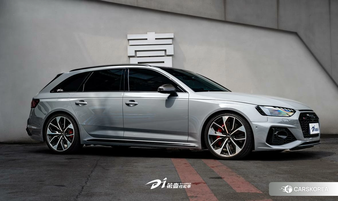 Audi RS 4 id 4455731 из Китая 10