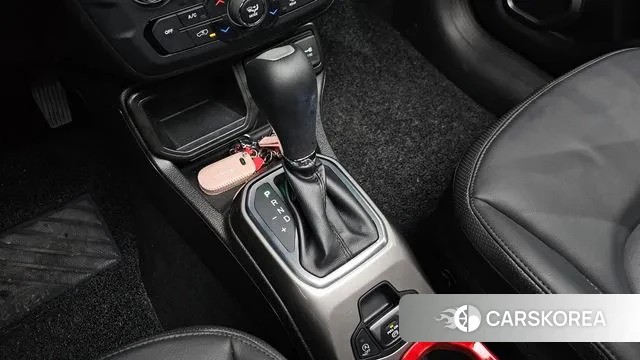 Jeep Renegade id 3746147 из Кореи 19