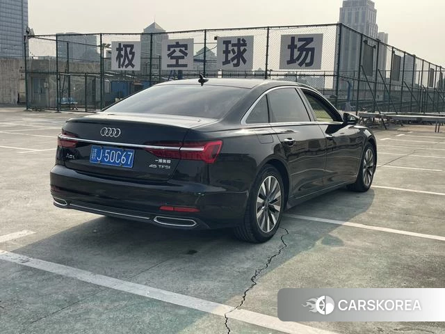 Audi A6L id 4241483 из Китая 9