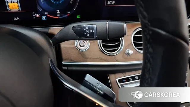 Mercedes-Benz E-Class W213 id 3378707 из Кореи 19