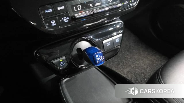 Toyota Prius 4th Generation id 4536222 из Кореи 19