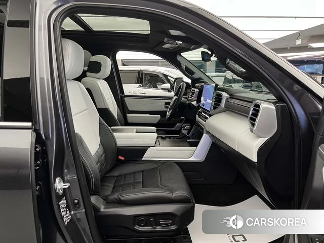 Toyota Sequoia id 4276620 из Китая 16