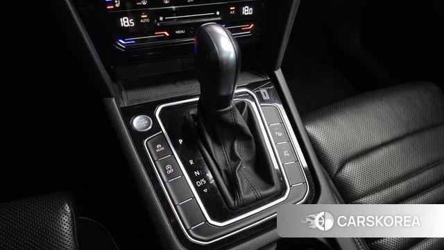 Volkswagen Passat GT (B8) id 4445398 из Кореи 19