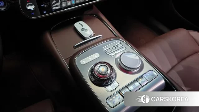 Genesis G90 (RS4) id 3596864 из Кореи 19