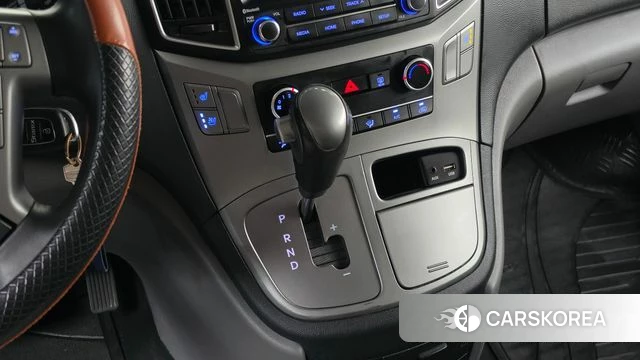 Hyundai The New Grand Starex id 4562375 из Кореи 29