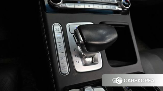 Genesis G90 id 3942796 из Кореи 19