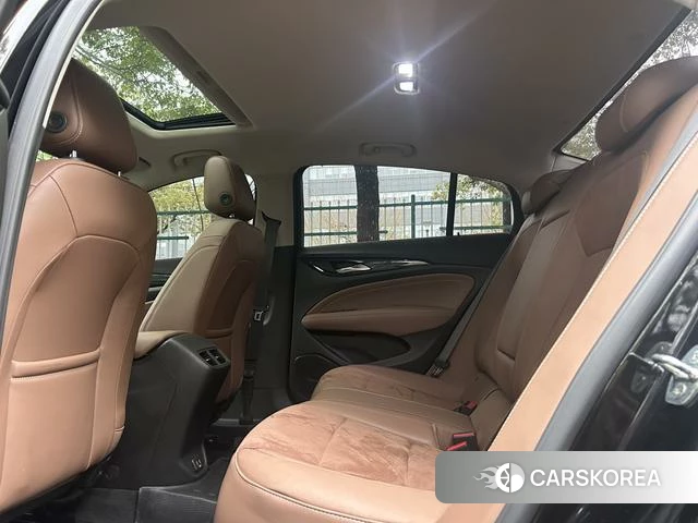 Buick Regal id 4209847 из Китая 28