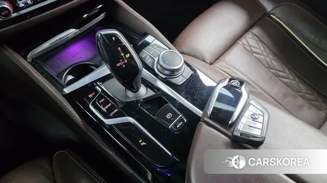 BMW 5 Series (G30) id 3394869 из Кореи 19