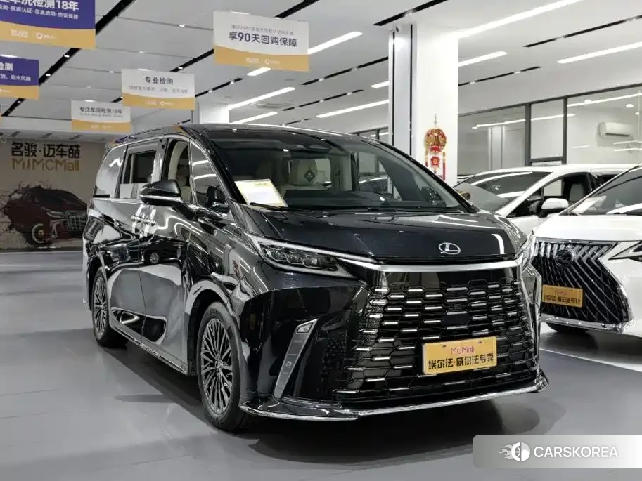 Lexus LM id 4674267 из Китая 16