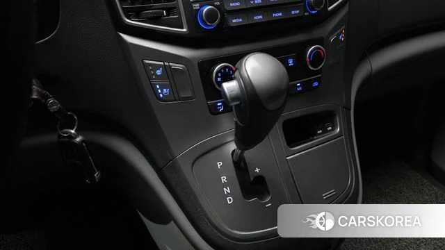 Hyundai The New Grand Starex id 4284519 из Кореи 29