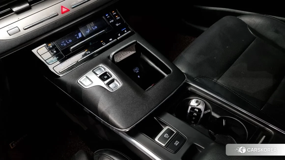 Hyundai The New Grandeur IG Hybrid id 1811225 из Кореи 19