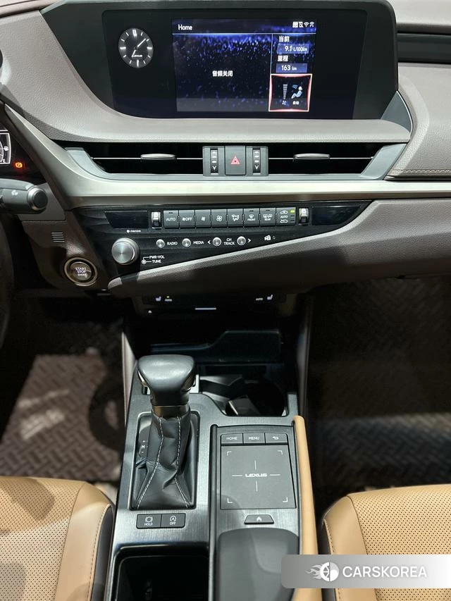 Lexus ES id 4262310 из Китая 18