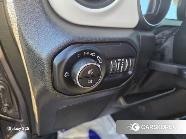 Jeep Wrangler (JL) id 3630404 из Кореи 19