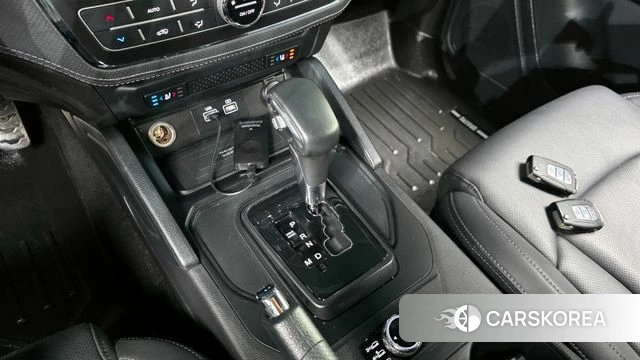 Ssangyong The New Rexton Sports Cannes id 3871646 из Кореи 19