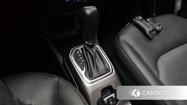 Jeep Renegade id 2985463 из Кореи 19