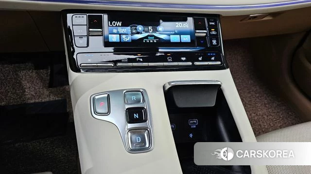 Hyundai The New Grandeur IG Hybrid id 3954653 из Кореи 19