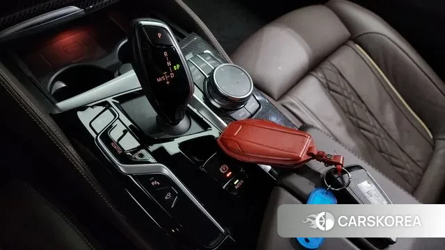 BMW 5 Series (G30) id 3008313 из Кореи 19