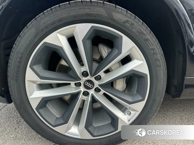 Audi Q7 id 4300456 из Китая 20