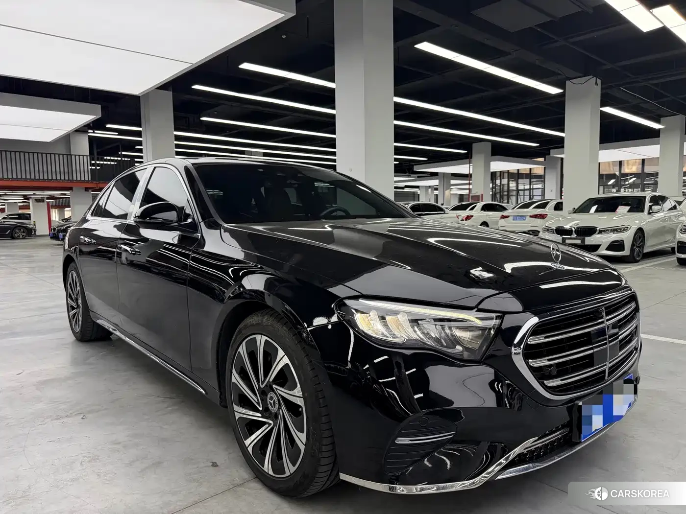 Mercedes-Benz E-Class id 4659832 из Китая 14
