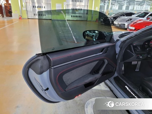 Porsche 911(992) id 4474753 из Кореи 19