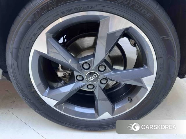 Audi Q3 id 4341952 из Китая 21