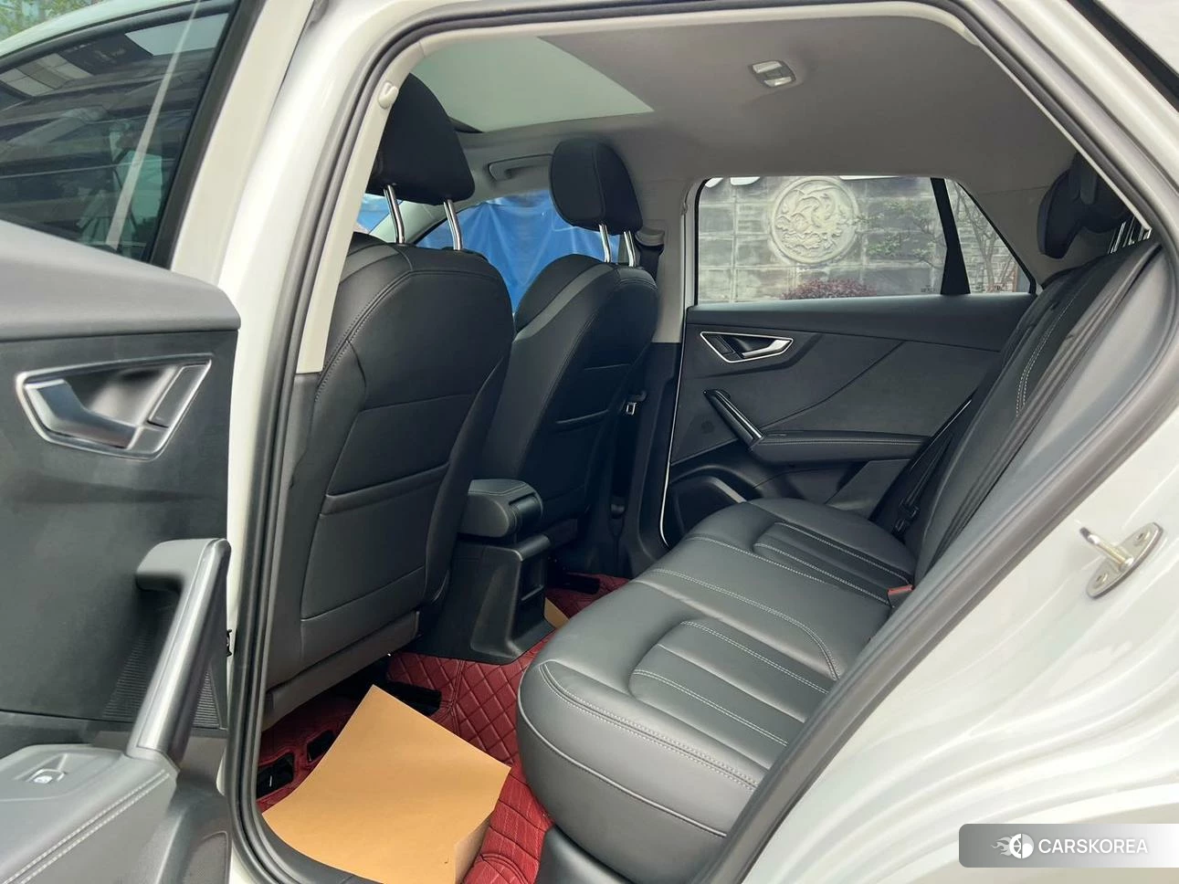 Audi Q2L id 4487424 из Китая 11